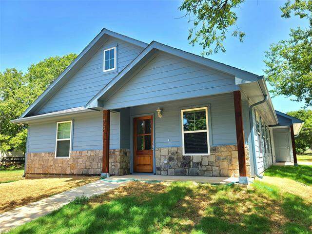 New construction home in Durant, Oklahoma 74701 featuring modern design and quality craftsmanship.