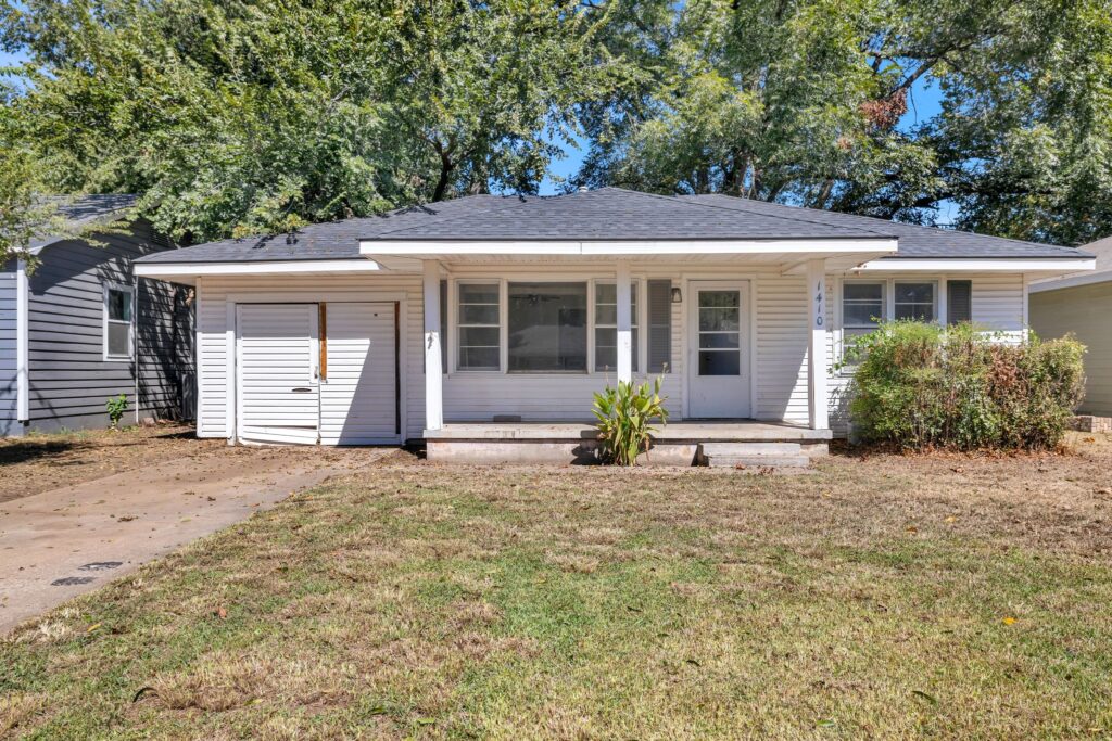 Charming 2-bedroom, 1-bath home for sale at 1410 Corinne Dr, Durant, OK 74701. Featuring a bright living space, modern kitchen, and a spacious backyard in a quiet neighborhood.