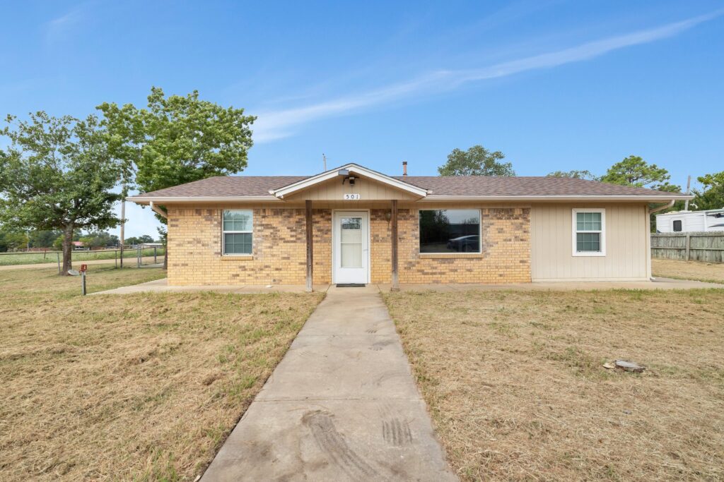 🏡 Just SOLD! 501 Oliver Street, Bokchito, OK – Another successful closing with our amazing clients!